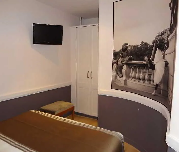 Hotel Atelier Vavin Paris 3*,